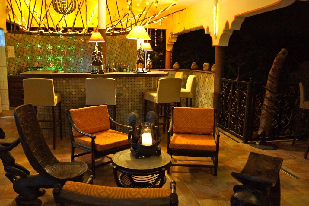 Hotel Le Clos Des Papillons Saly Portudal Buitenkant foto
