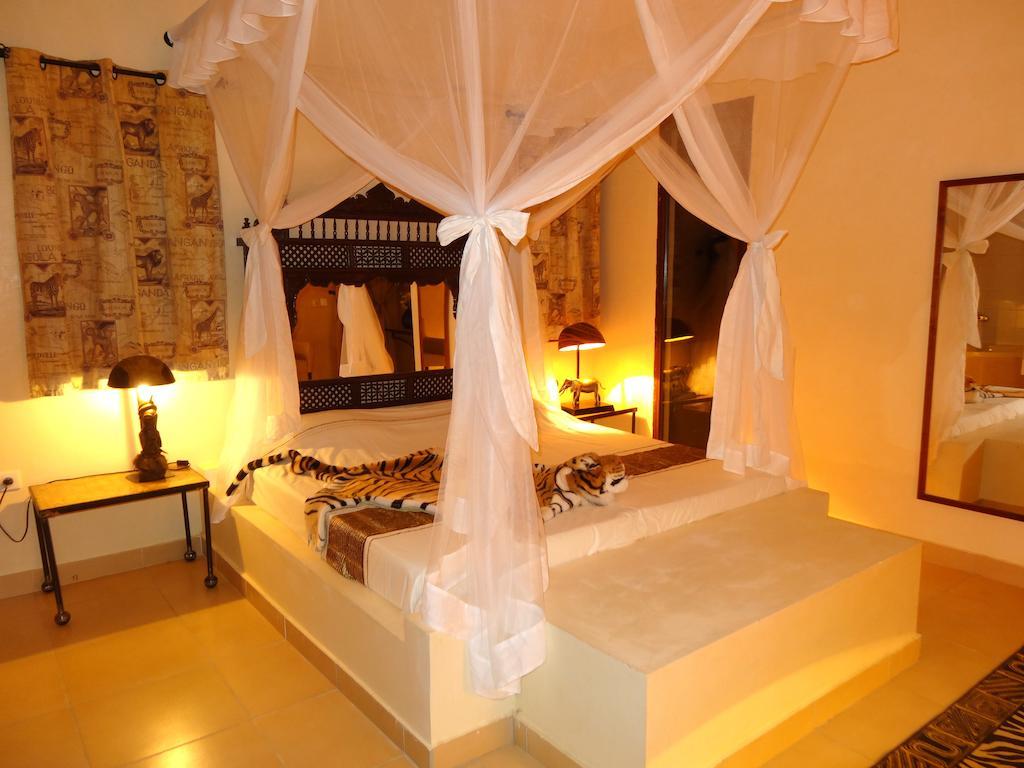 Hotel Le Clos Des Papillons Saly Portudal Kamer foto