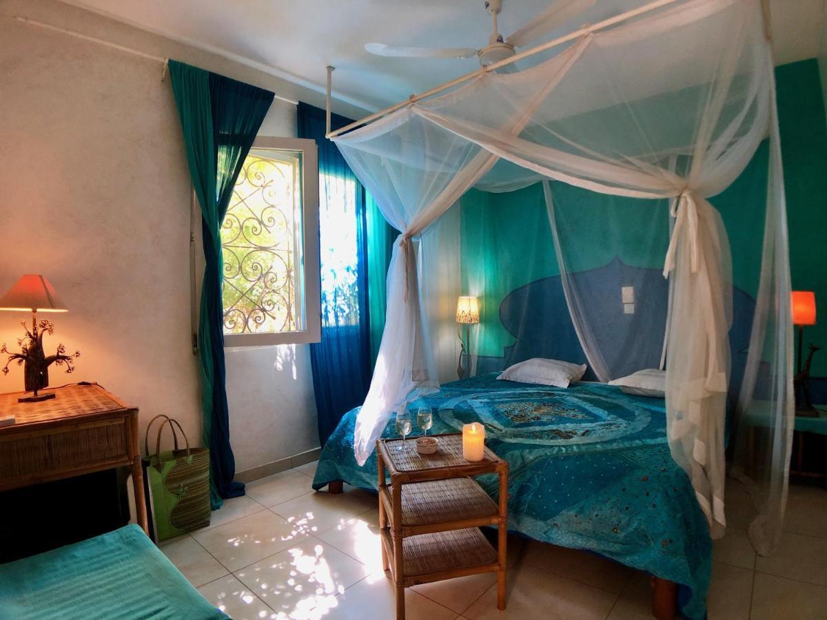 Hotel Le Clos Des Papillons Saly Portudal Buitenkant foto